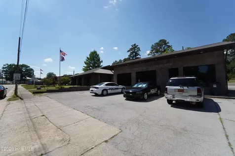 437 E Wards Bridge Road Kenansville NC 28349