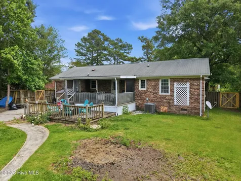 246 Ernest Gurganus Road Jacksonville NC 28540