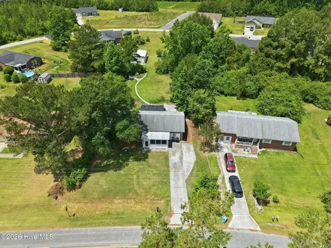 246 Ernest Gurganus Road Jacksonville NC 28540