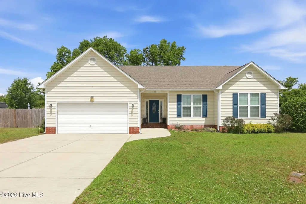 203 Grafton Court Jacksonville NC 28540