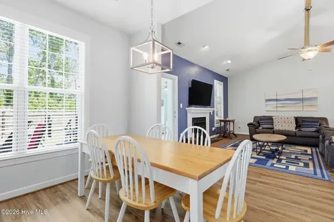 203 Grafton Court Jacksonville NC 28540