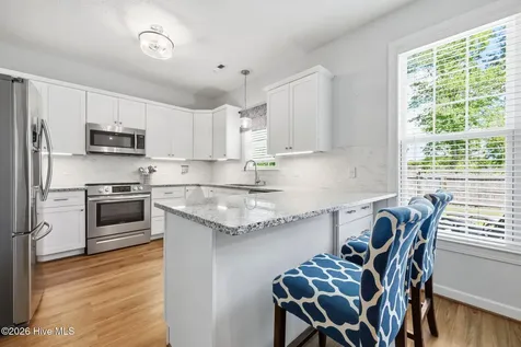 203 Grafton Court Jacksonville NC 28540