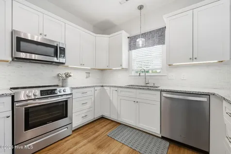 203 Grafton Court Jacksonville NC 28540