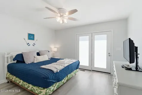230 NE 45th Street Oak Island NC 28465