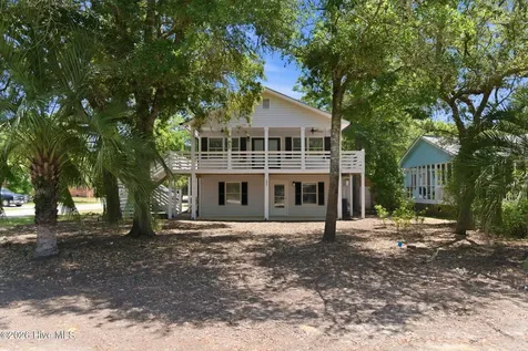 230 NE 45th Street Oak Island NC 28465