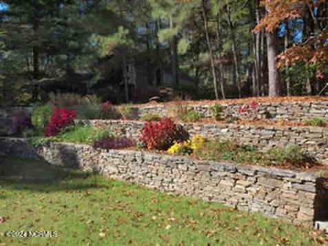 25 Firestone Lane Pinehurst NC 28374