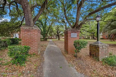2940 Oleander Drive Wilmington NC 28403