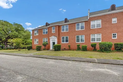 2940 Oleander Drive Wilmington NC 28403