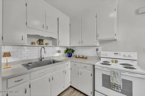 2940 Oleander Drive Wilmington NC 28403