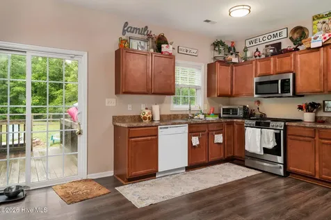 124 Saint Road Richlands NC 28574