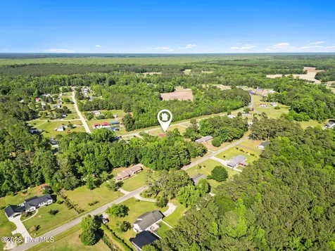 345 Pleasant Plains Church Road Whiteville NC 28472