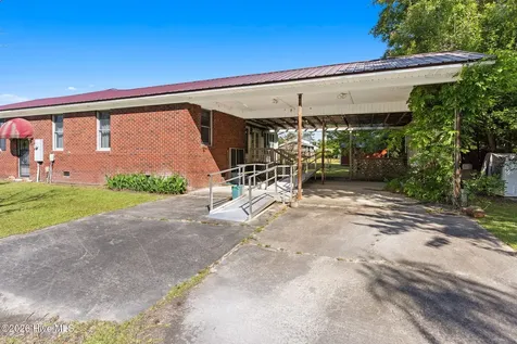 345 Pleasant Plains Church Road Whiteville NC 28472