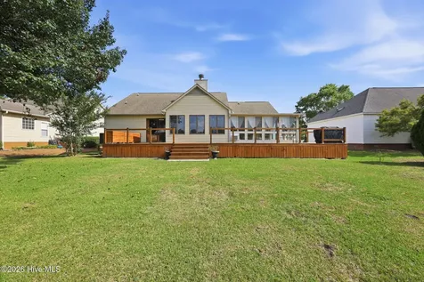 833 Pelican Drive New Bern NC 28560