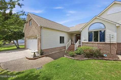 833 Pelican Drive New Bern NC 28560