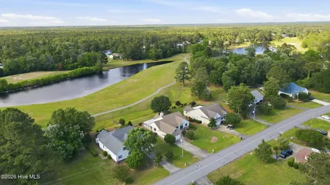 833 Pelican Drive New Bern NC 28560