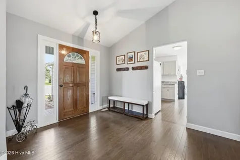 833 Pelican Drive New Bern NC 28560