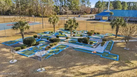 833 Pelican Drive New Bern NC 28560