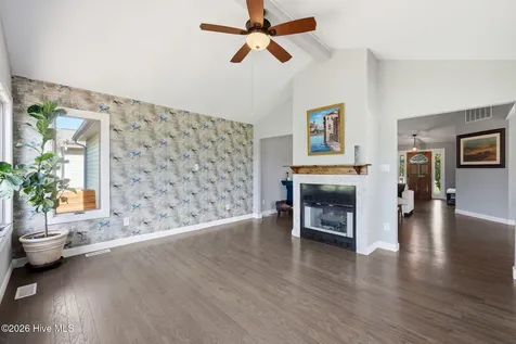 833 Pelican Drive New Bern NC 28560