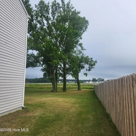 1187 Queensland Lane Ayden NC 28513