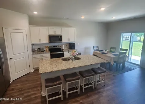 1187 Queensland Lane Ayden NC 28513