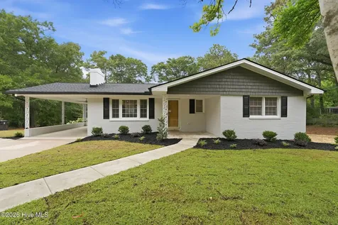 601 Bethesda Avenue Aberdeen NC 28315