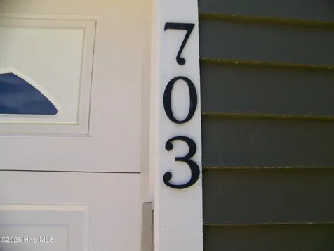 703 Cedarwood Village Morehead City NC 28557