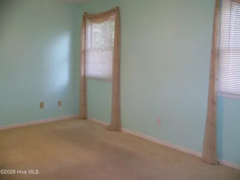 703 Cedarwood Village Morehead City NC 28557
