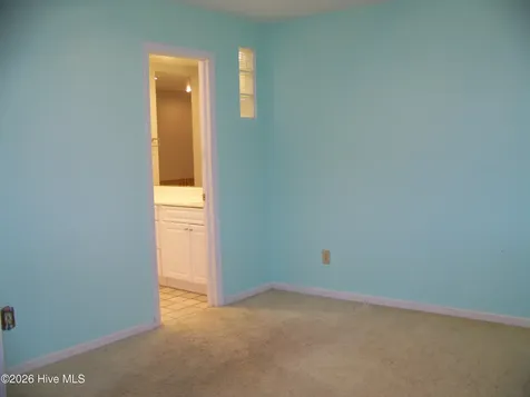 703 Cedarwood Village Morehead City NC 28557