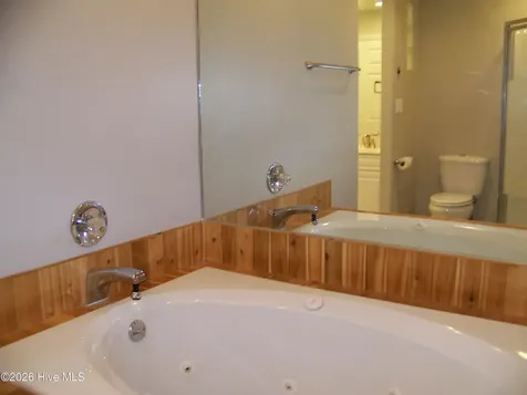 703 Cedarwood Village Morehead City NC 28557
