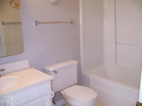 703 Cedarwood Village Morehead City NC 28557