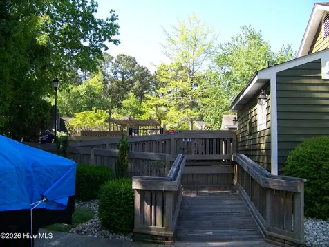 703 Cedarwood Village Morehead City NC 28557