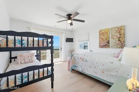 4327 E Beach Drive Oak Island NC 28465