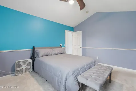2325 White Oak River Road Maysville NC 28555