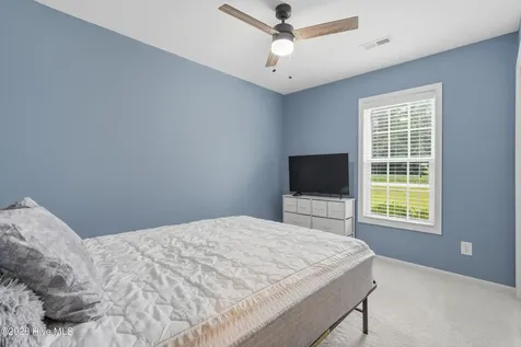 2325 White Oak River Road Maysville NC 28555