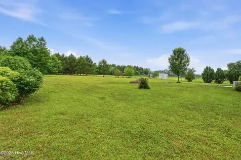2325 White Oak River Road Maysville NC 28555