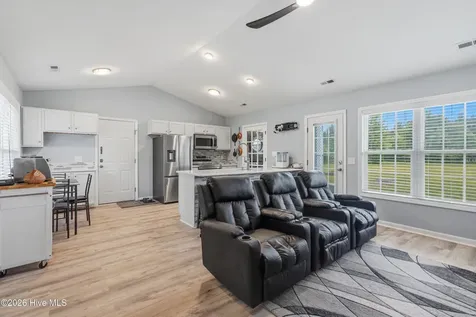 2325 White Oak River Road Maysville NC 28555