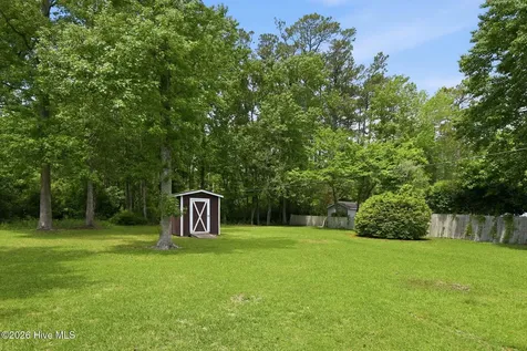 703 Oxford Drive Morehead City NC 28557