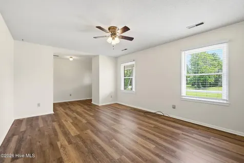 703 Oxford Drive Morehead City NC 28557