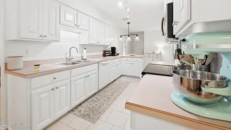 138 Leonard Drive New Bern NC 28560