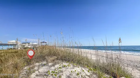 1404 N Shore Drive Surf City NC 28445