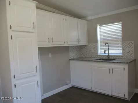 213 Pettiford Road Peletier NC 28584