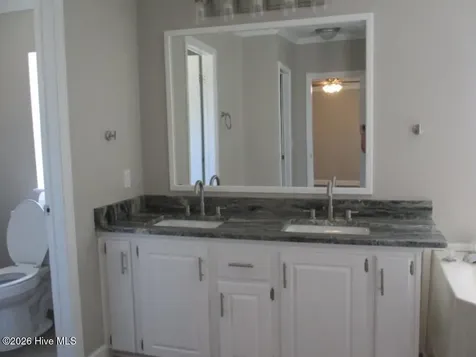 213 Pettiford Road Peletier NC 28584