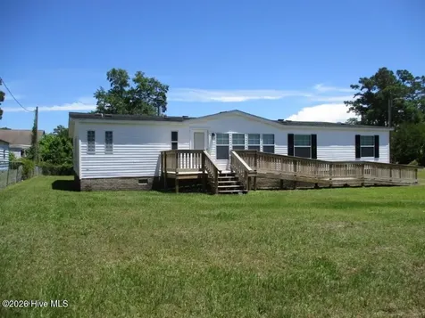 213 Pettiford Road Peletier NC 28584