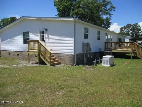 213 Pettiford Road Peletier NC 28584