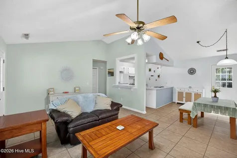 315 Tangle Oaks Court SE Leland NC 28451