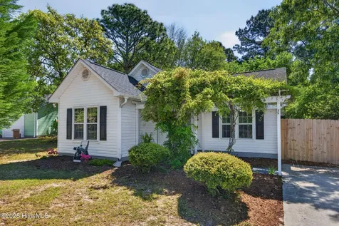 315 Tangle Oaks Court SE Leland NC 28451