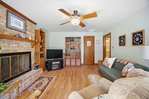 103 Graham Street Greenville NC 27858