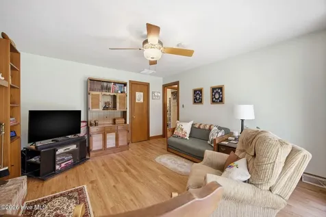 103 Graham Street Greenville NC 27858