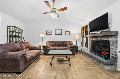 225 Spruce Court Jacksonville NC 28546