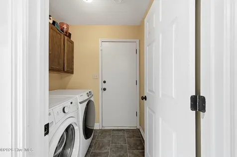 225 Spruce Court Jacksonville NC 28546